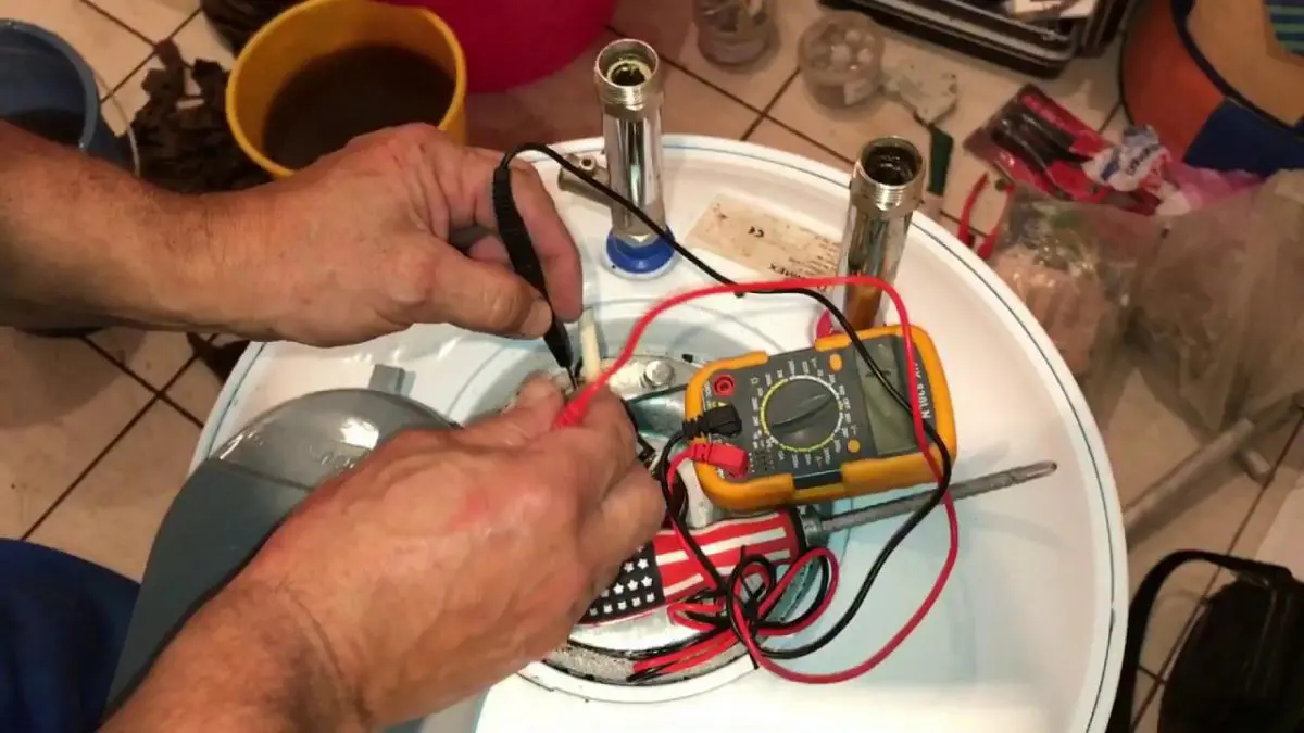 Ремонт водонагревателей Electrolux в Горячем Ключе — выгодная цена от 2377 руб., Мастер24