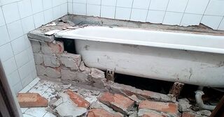 Демонтаж ванны в Горячем Ключе от Мастер24 — быстро, недорого, вывоз старой ванны от 1033 руб.